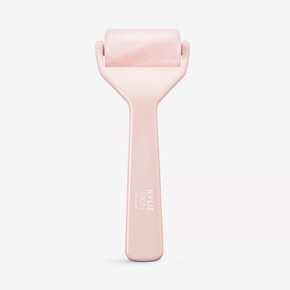 Kylie Cosmetics Rose Quartz Roller - Picture 3 of 3